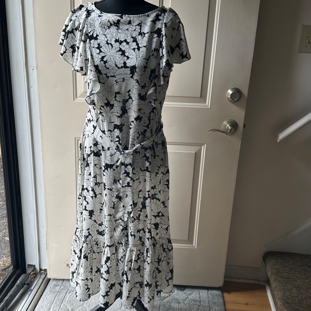 CHAPS Floral Midi Dress – Size S (Small/Petite)